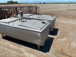 300-Gallon-Tank 2 300 Gal Tanks