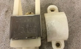 Used 2 Universal Vac Sav Milk Valve Rotated 310X190 E1741104908811 - Dairy Train Classifieds