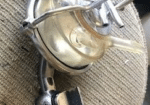 Universal full view claw