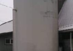 Used Mueller 10,000-Gallon Silo